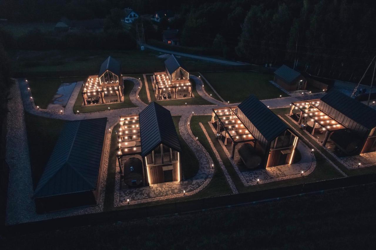 Village Resort Sauna & Jacuzzi & Netflix Tworkowa Экстерьер фото